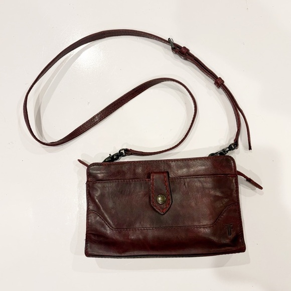 Frye Handbags - Frye Lucy Small Leather Crossbody